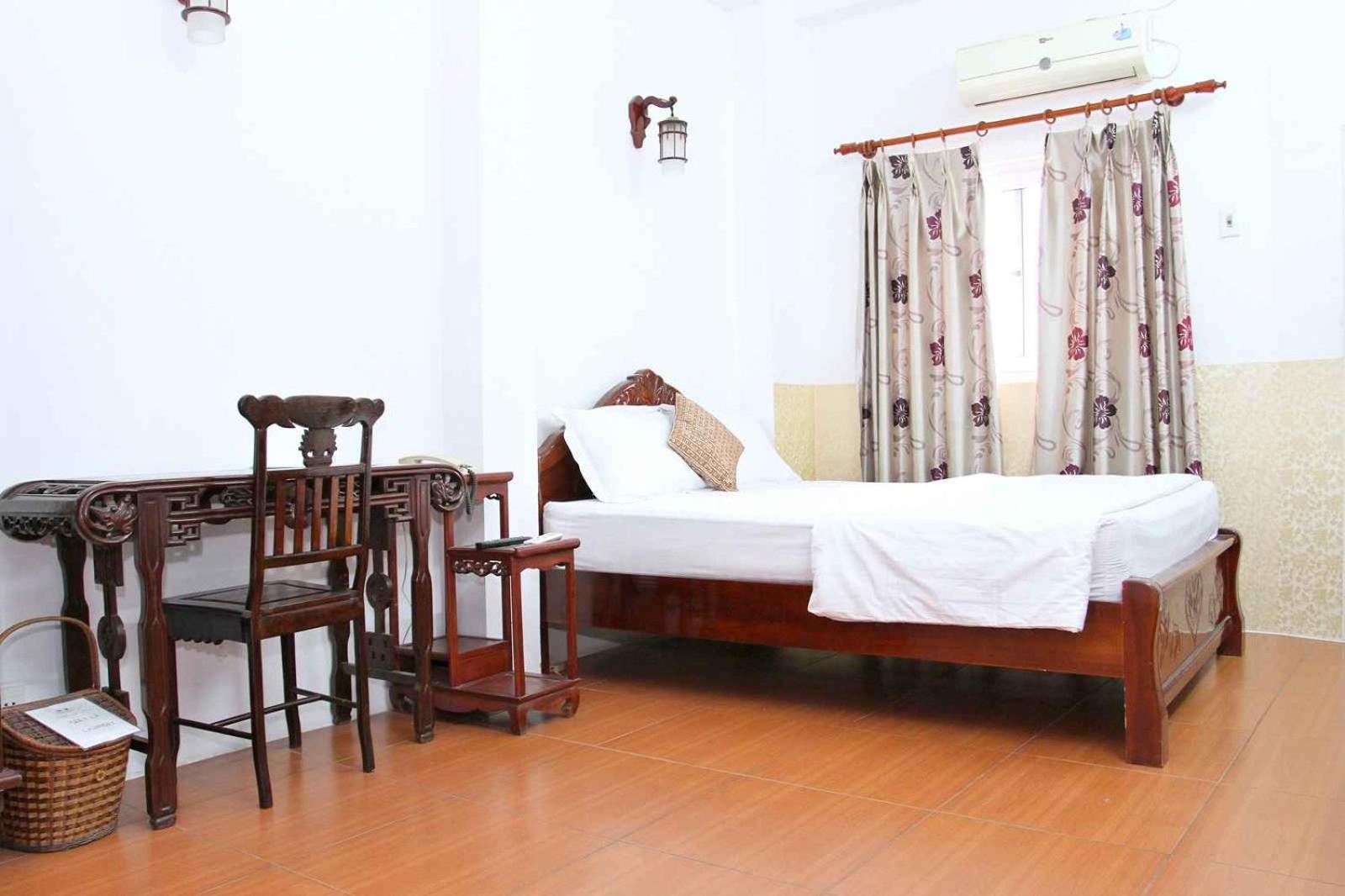 Hoang Cuong Hotel 15 Nguyen Thai Hoc Ханой Экстерьер фото